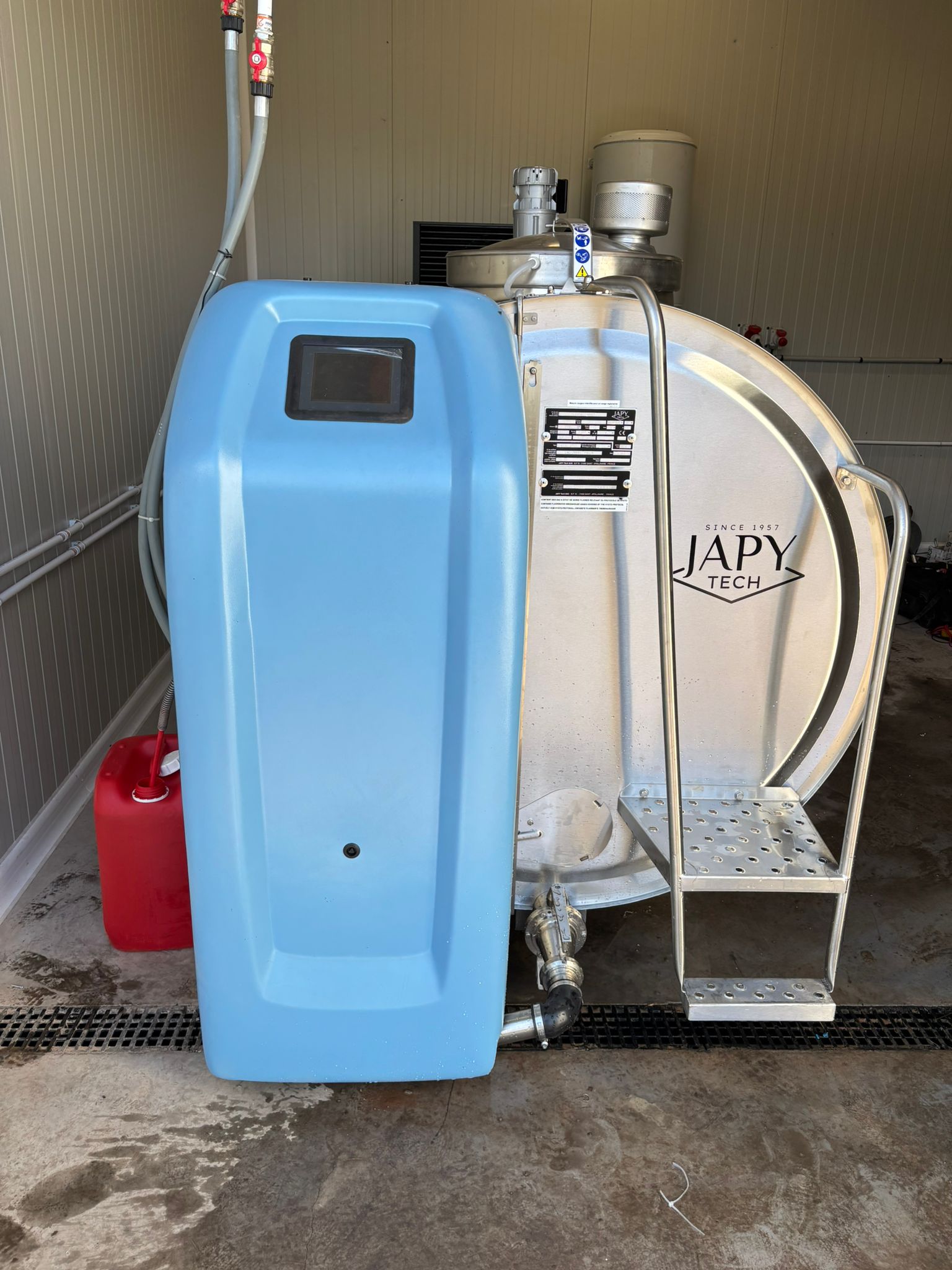 Tank à lait Japy chez un de nos clients à Saint Affrique