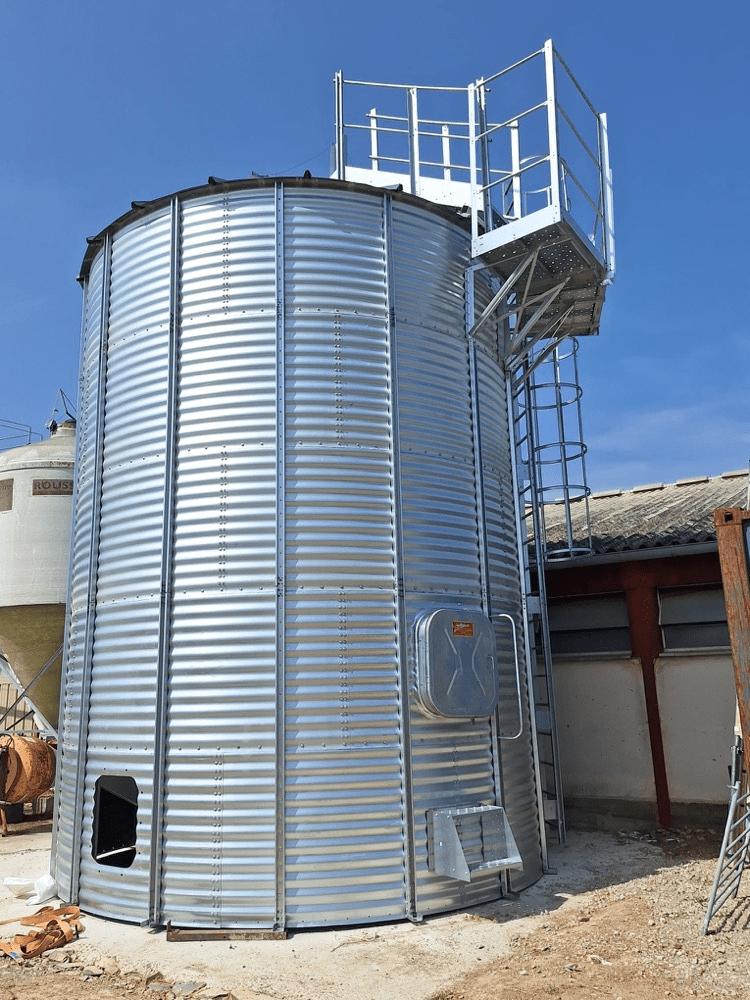 Installation d'une Cellule de stockage Prive à Saint Rome de Cernon